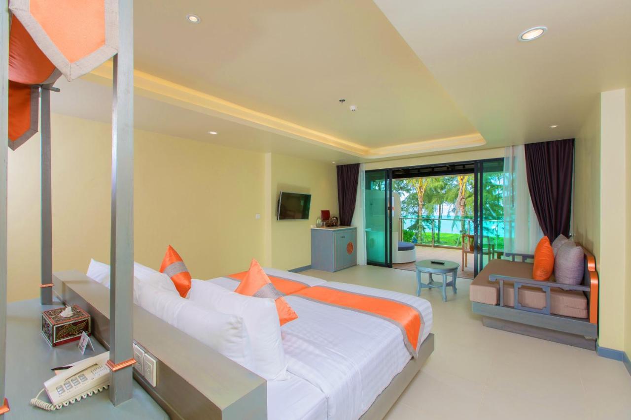 Grand Deluxe Double or Twin Room Sea View