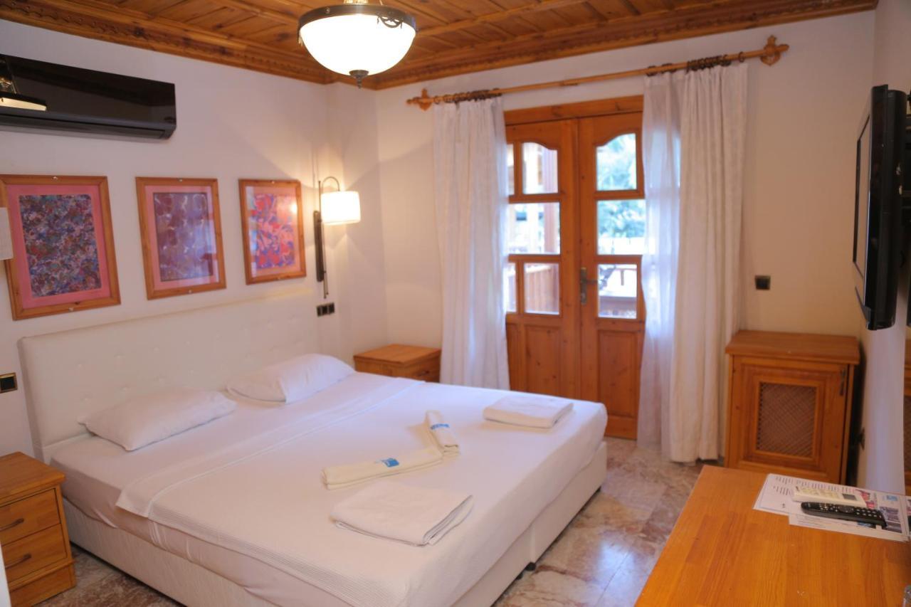 Double or Twin Room with Balcony