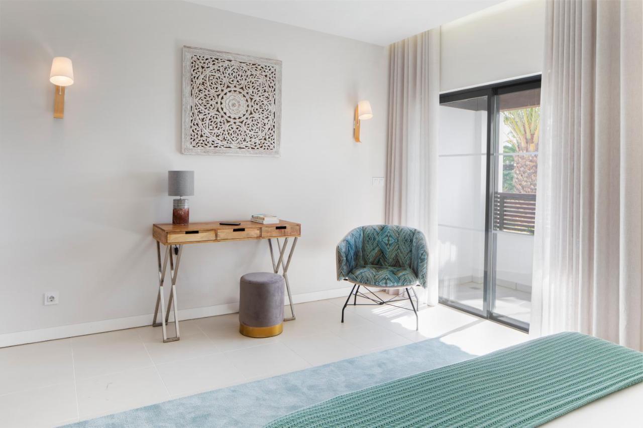 Two-Bedroom Townhouse Balcony,1012285321:JPEG