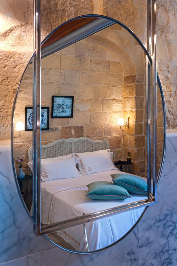 Studio Lit Queen-Size - Accessible aux Personnes à Mobilité Réduite