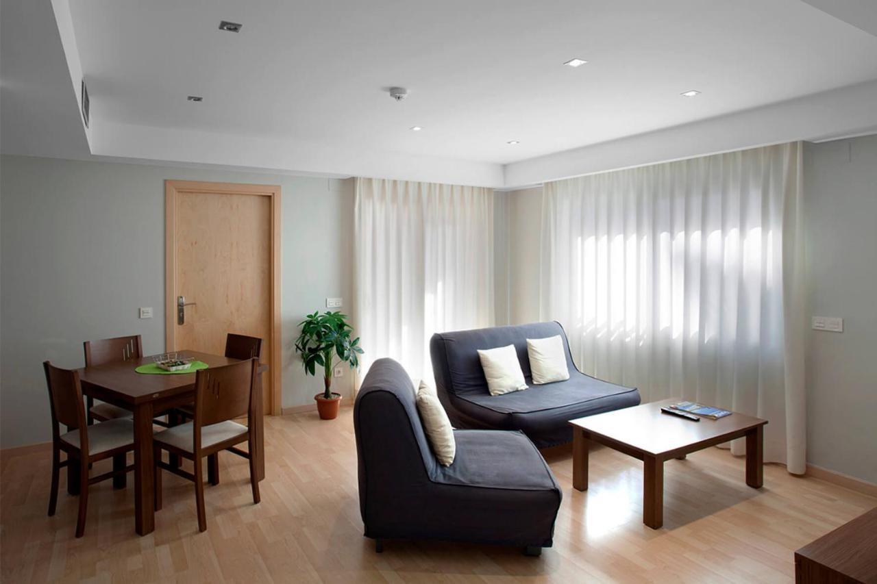 Two-Bedroom Apartment,1550740345:JPEG