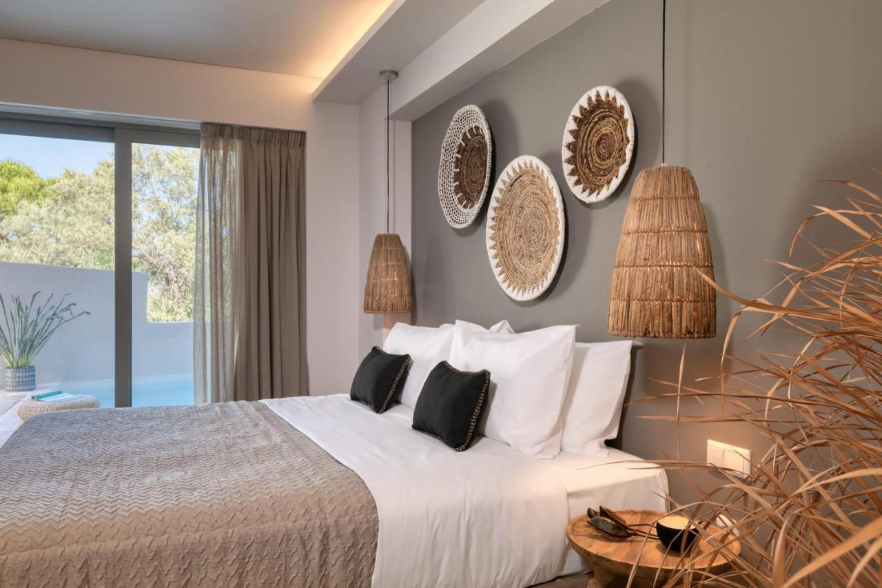 Hébergement Double Élégant avec Piscine Privée - Vue sur Mer