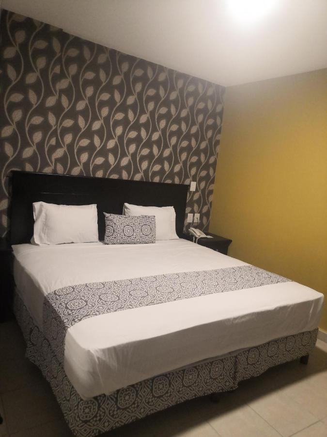 Standard King Room,1037370856:JPEG