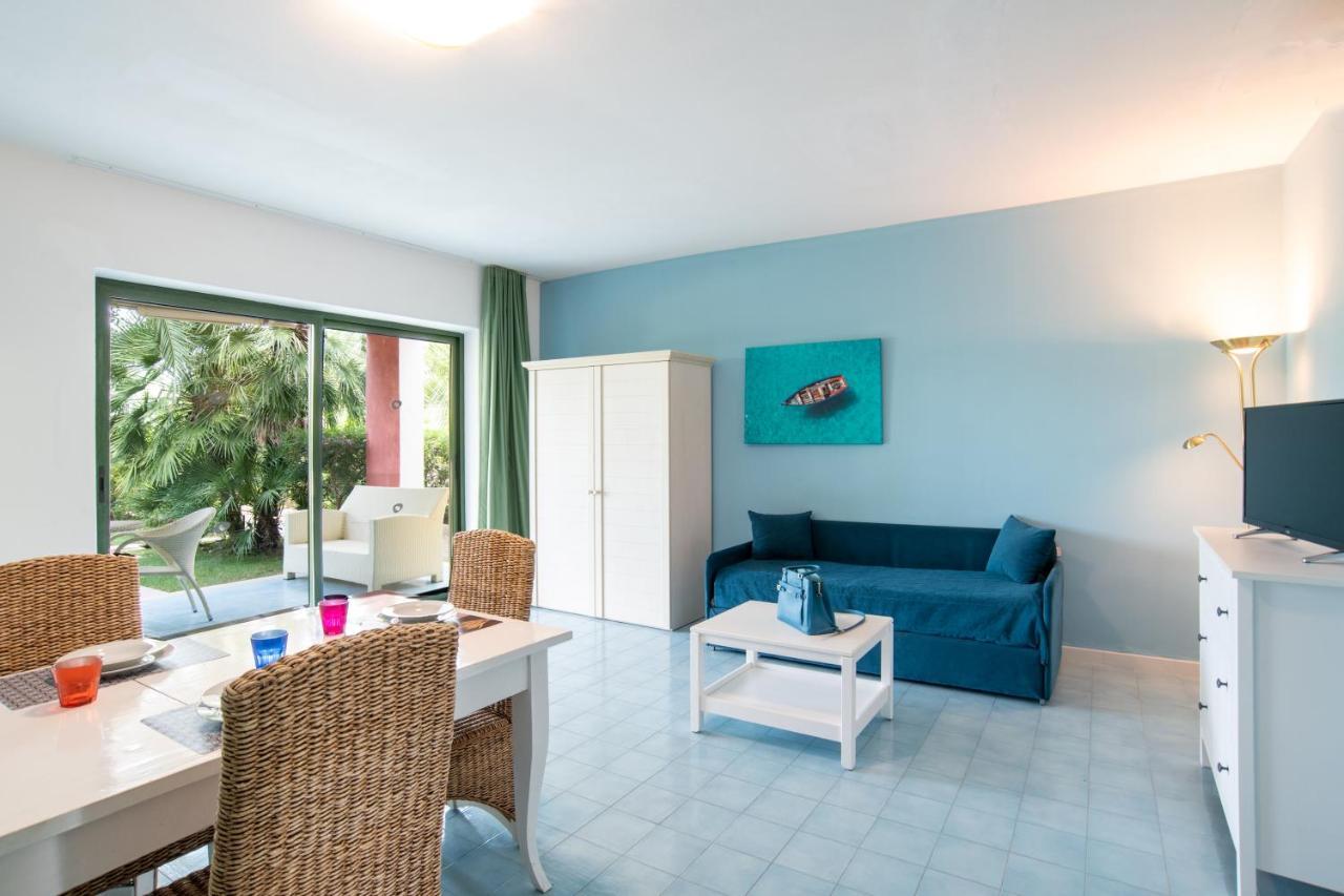 Two-Bedroom Apartment,1028158762:JPEG