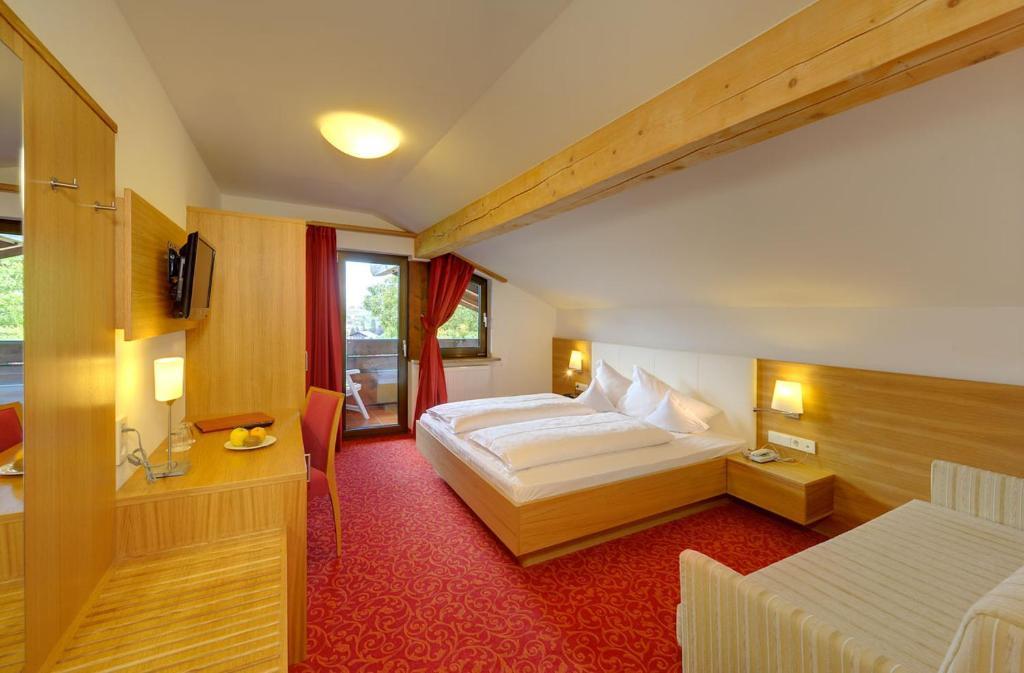 Double Room Balcony,422039013:JPEG