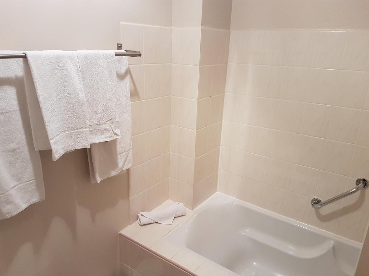 Chambre Triple - Rez-de-Chaussée