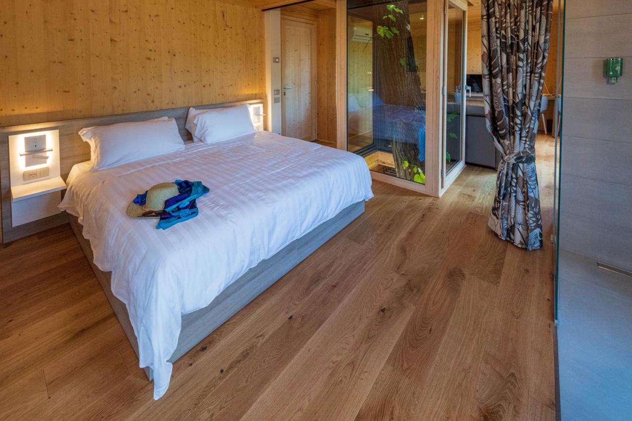 Superior King Suite