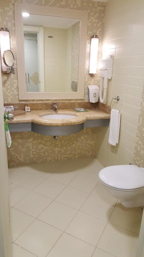 Family Room,1592887258:JPEG
