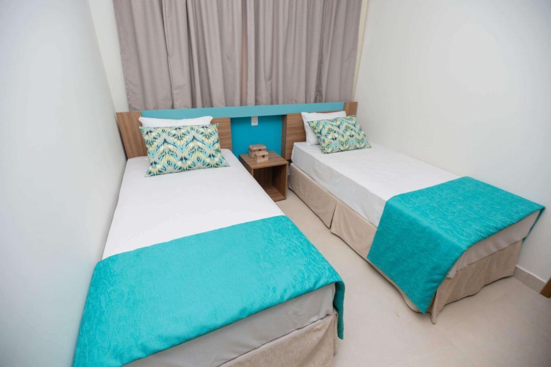 Apartamento com Varanda