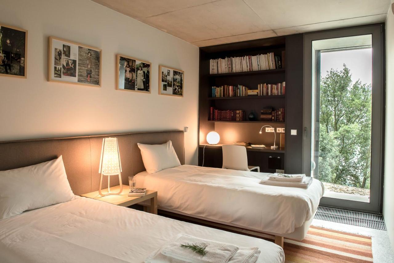 Quarto Twin com Casa de Banho Privativa