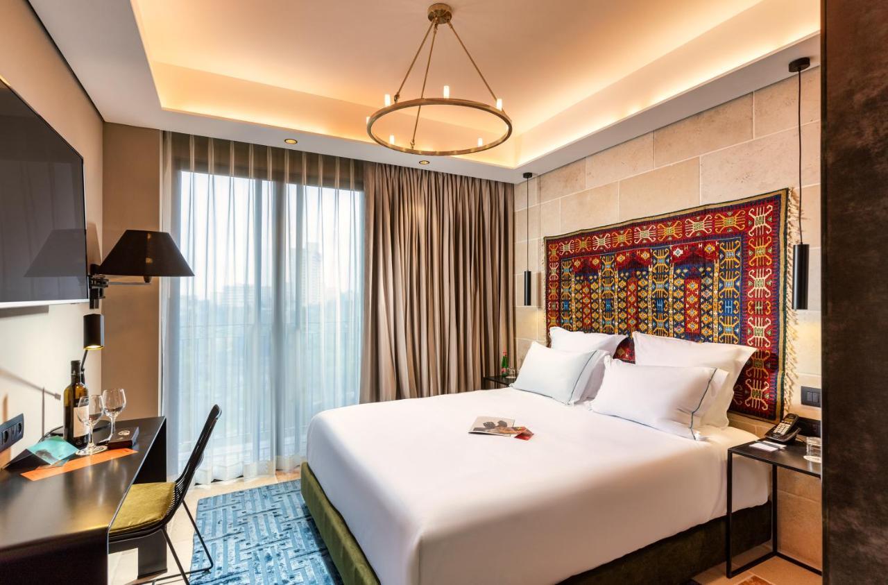 Classic with Balcony Room