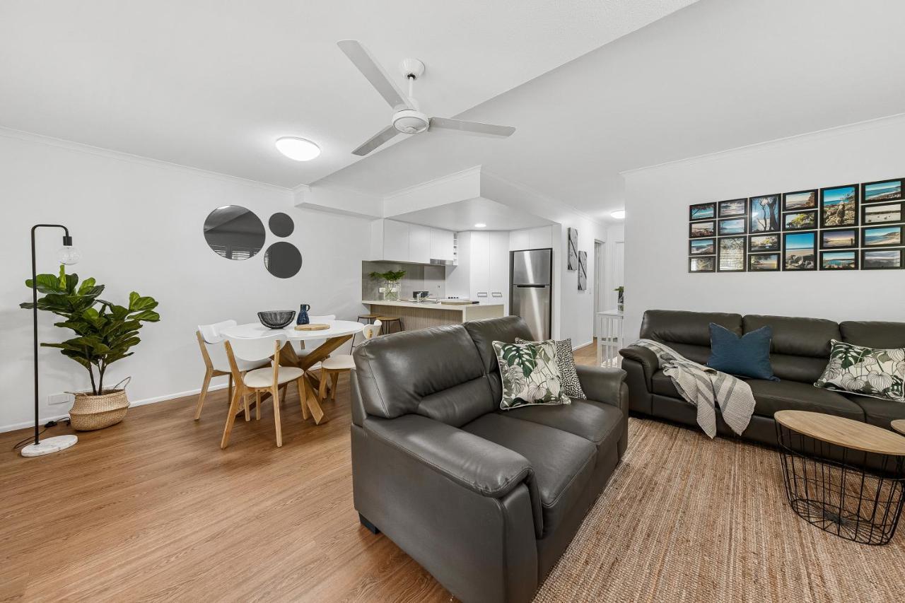 Deluxe Two-Bedroom Apartment Ground Floor Pool View