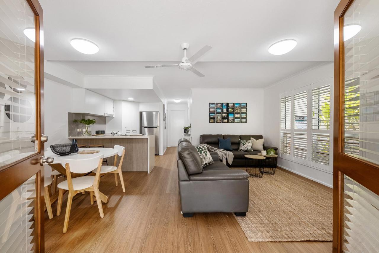 Deluxe Two-Bedroom Apartment Ground Floor Pool View