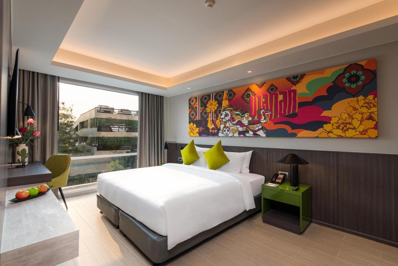 Superior Room Garden View King Room