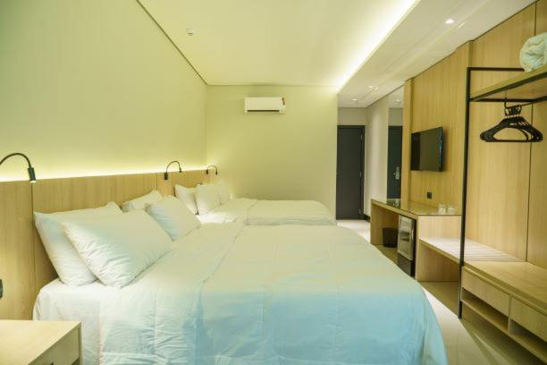 Premium Triple Room