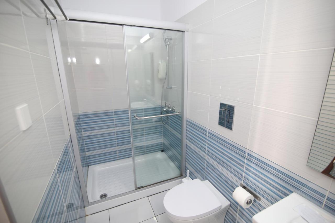 Studio Apartment Pool Access