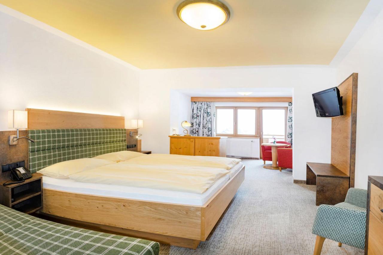 Deluxe Tweepersoonskamer met Balkon