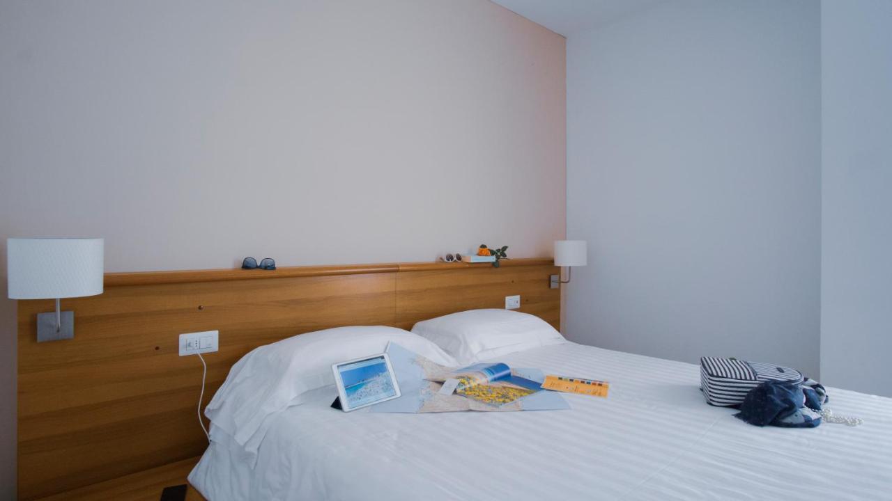 Double Room,1114477860:JPEG