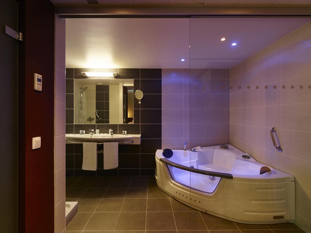 Suite Junior avec Baignoire Spa