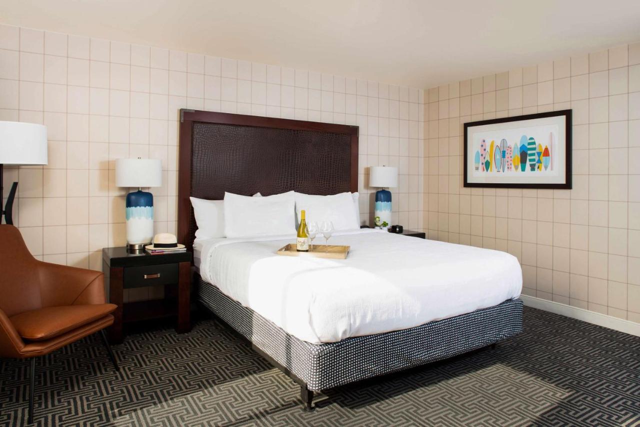 Deluxe King Room,1275946492:JPEG