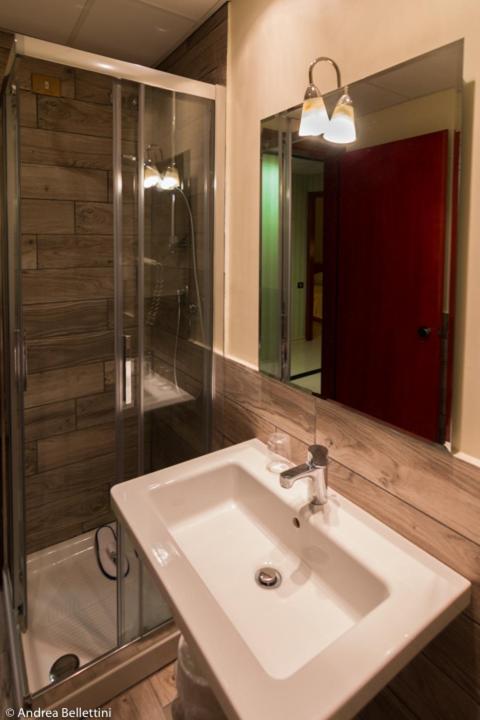 Single Room Private Bathroom