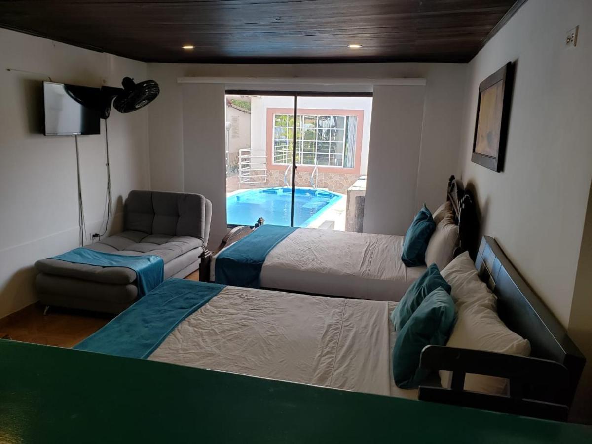 Quadruple Room,1382300234:JPEG
