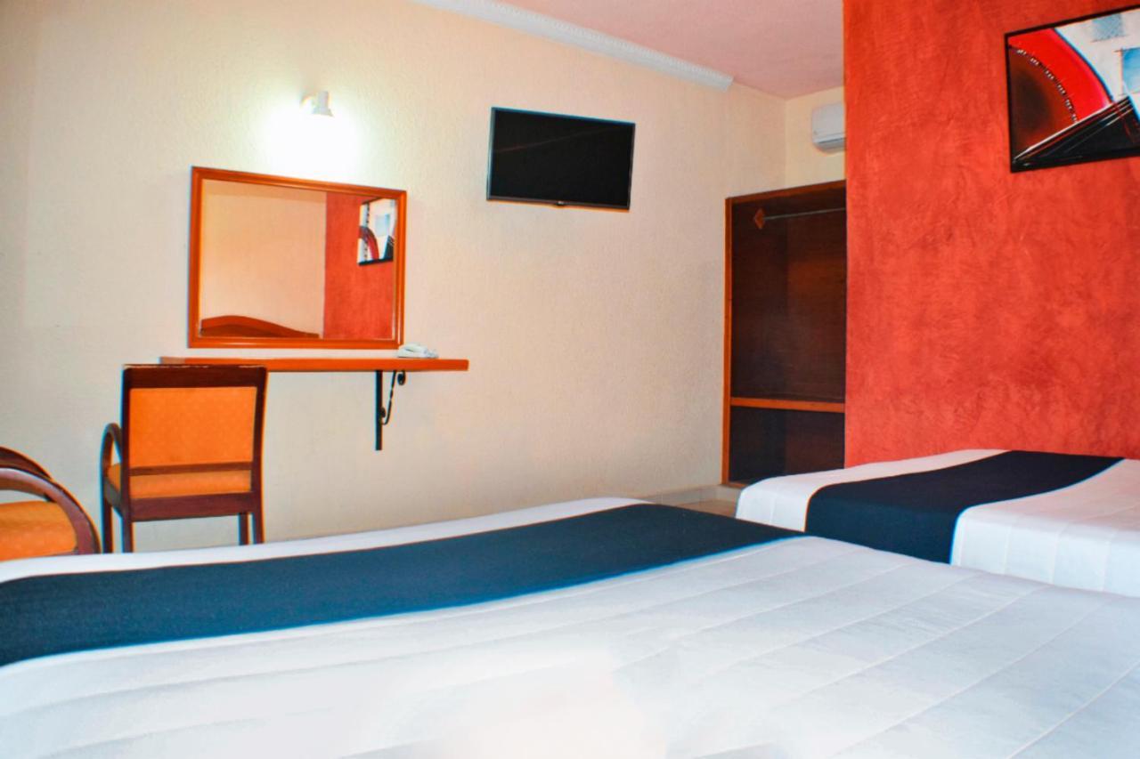Standard Double or Twin Room Garden View