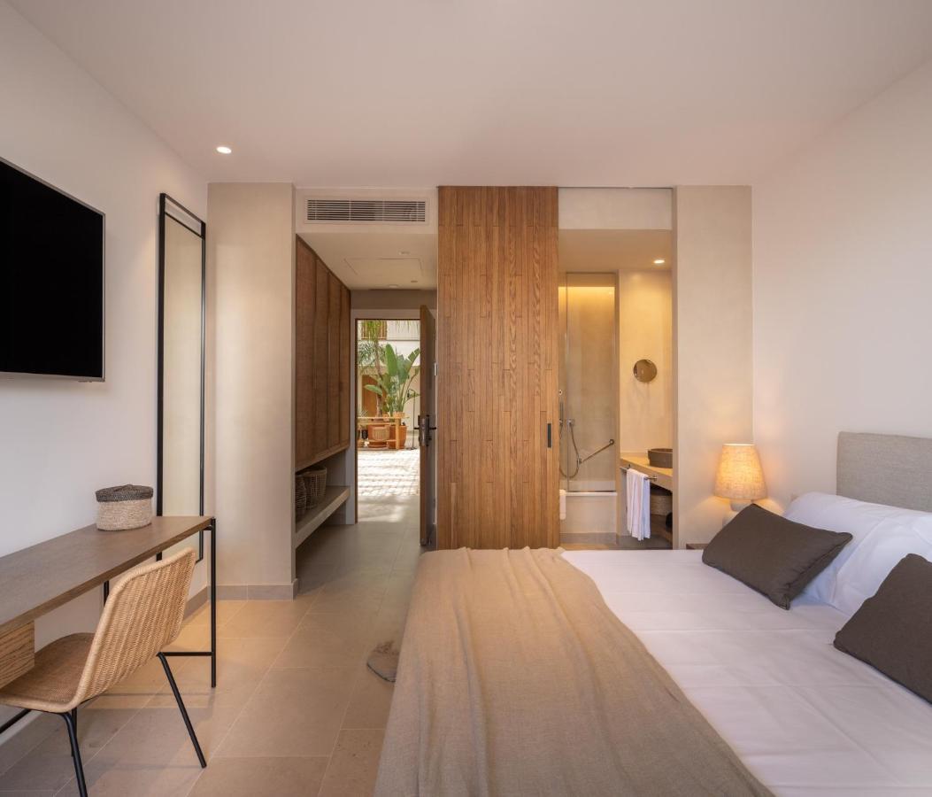 Double Room Terrace,1112972178:JPEG
