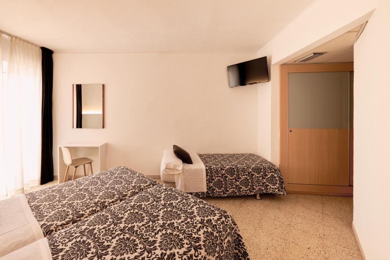 Triple Room Balcony