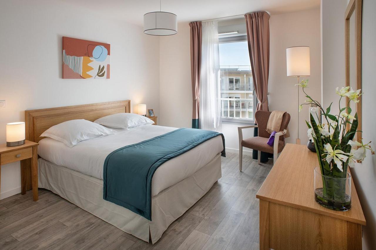 Two-Bedroom Apartment,1119226539:JPEG