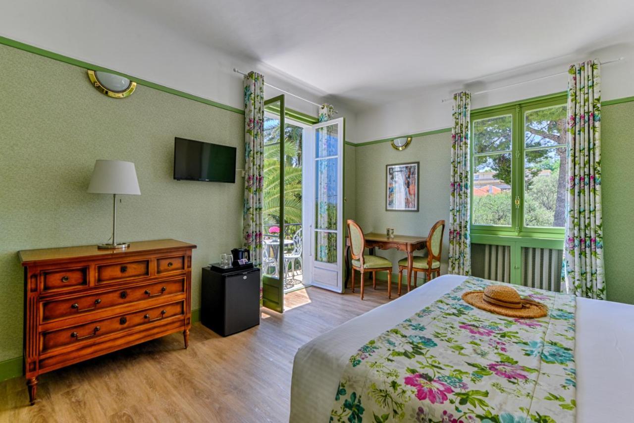 Superior Double Room,1124784327:JPEG