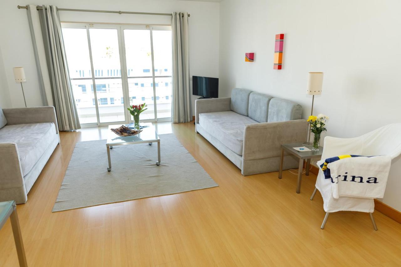 One-Bedroom Suite Marina or Pool View,1128204096:JPEG