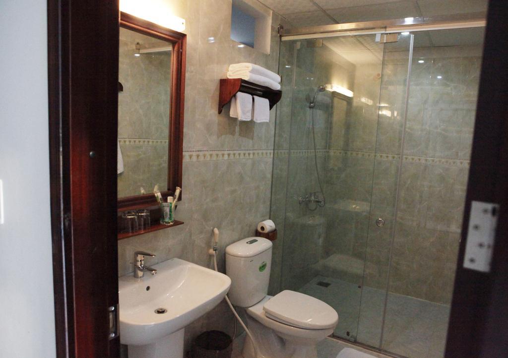 Deluxe Double Room with Mountain and Valley View