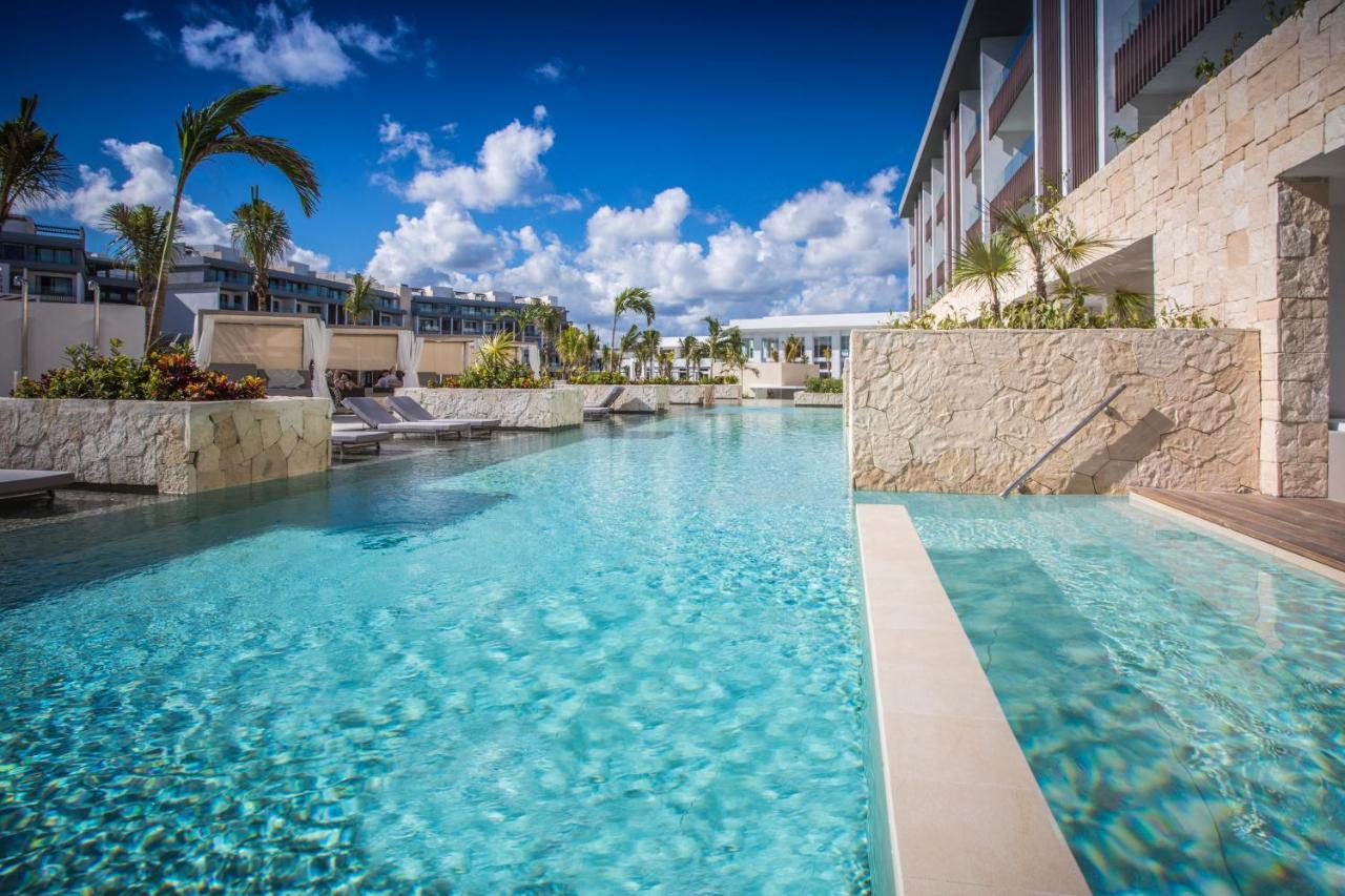 Swim Up suite Outdoor Jacuzzi Wifi,1137766774:JPEG