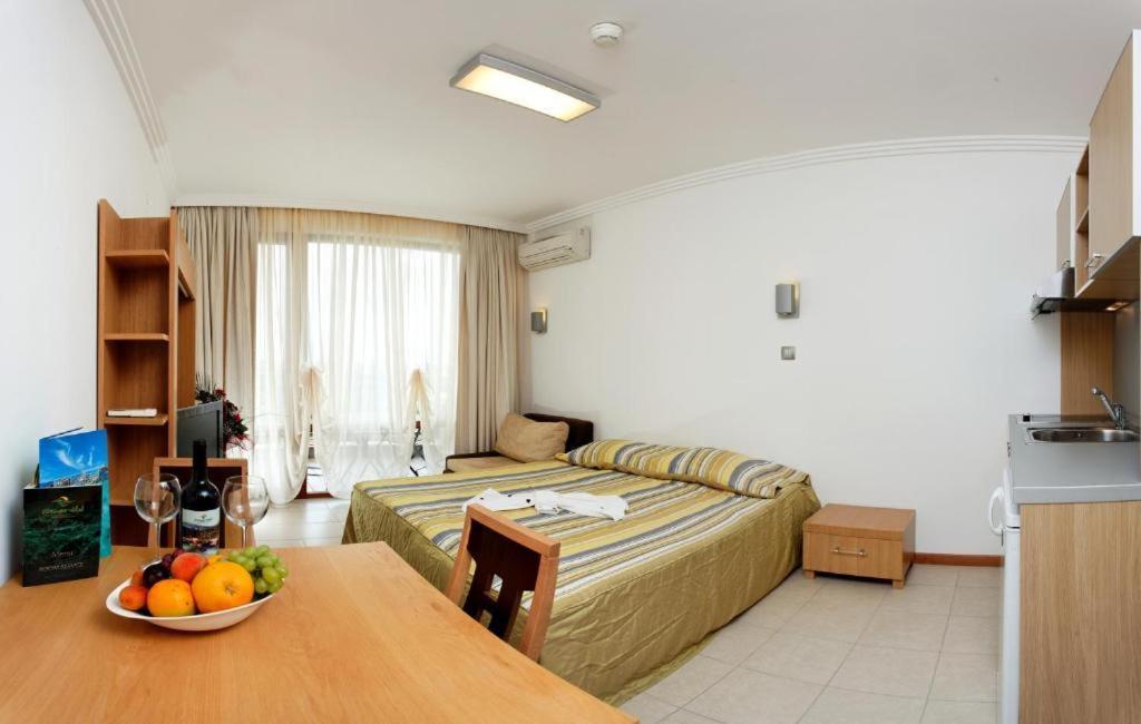 Studio with Balcony (2 Adults + 1 Child)