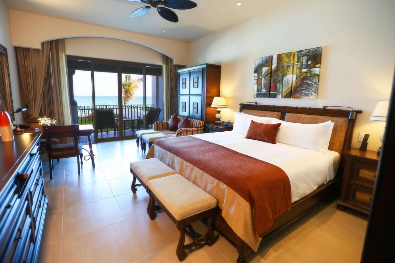 Junior Signature Suite Beachfront,1273735243:JPEG