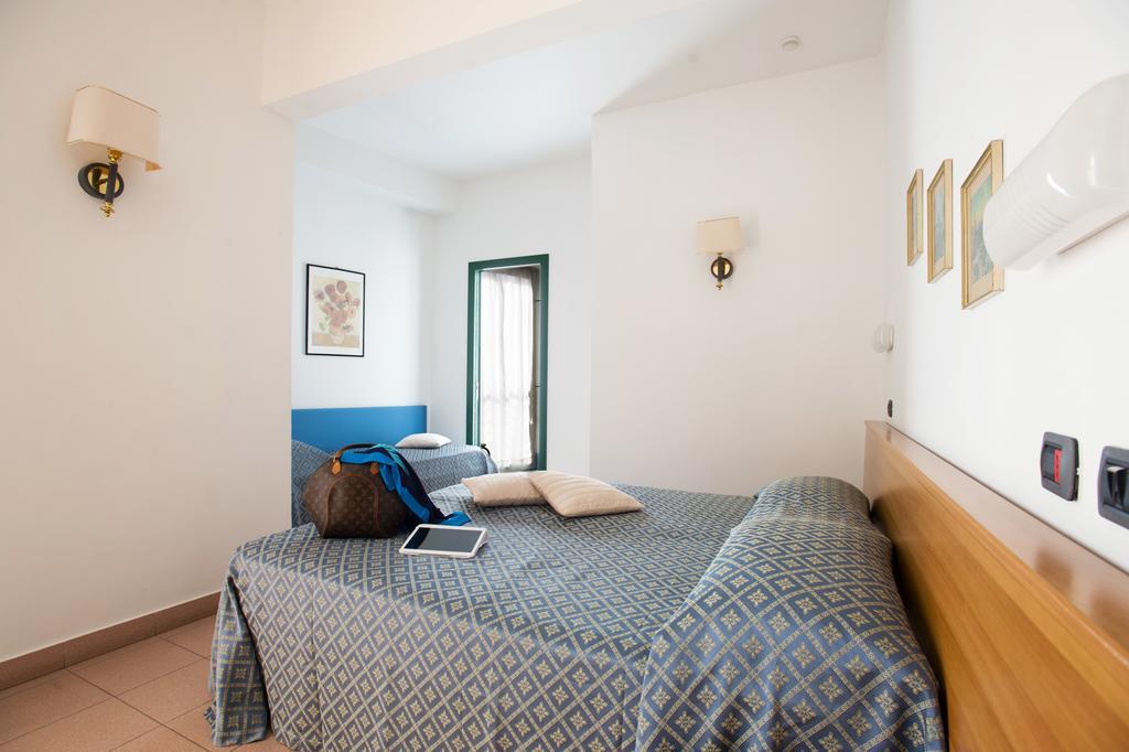 Triple Room,1589292695:JPEG