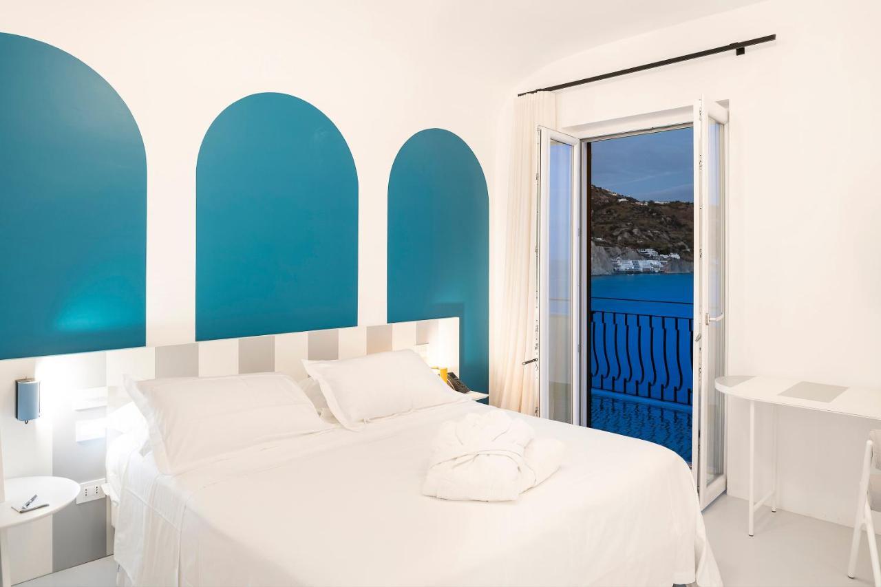 Suite Junior avec Balcon et Terrasse - Vue sur Mer