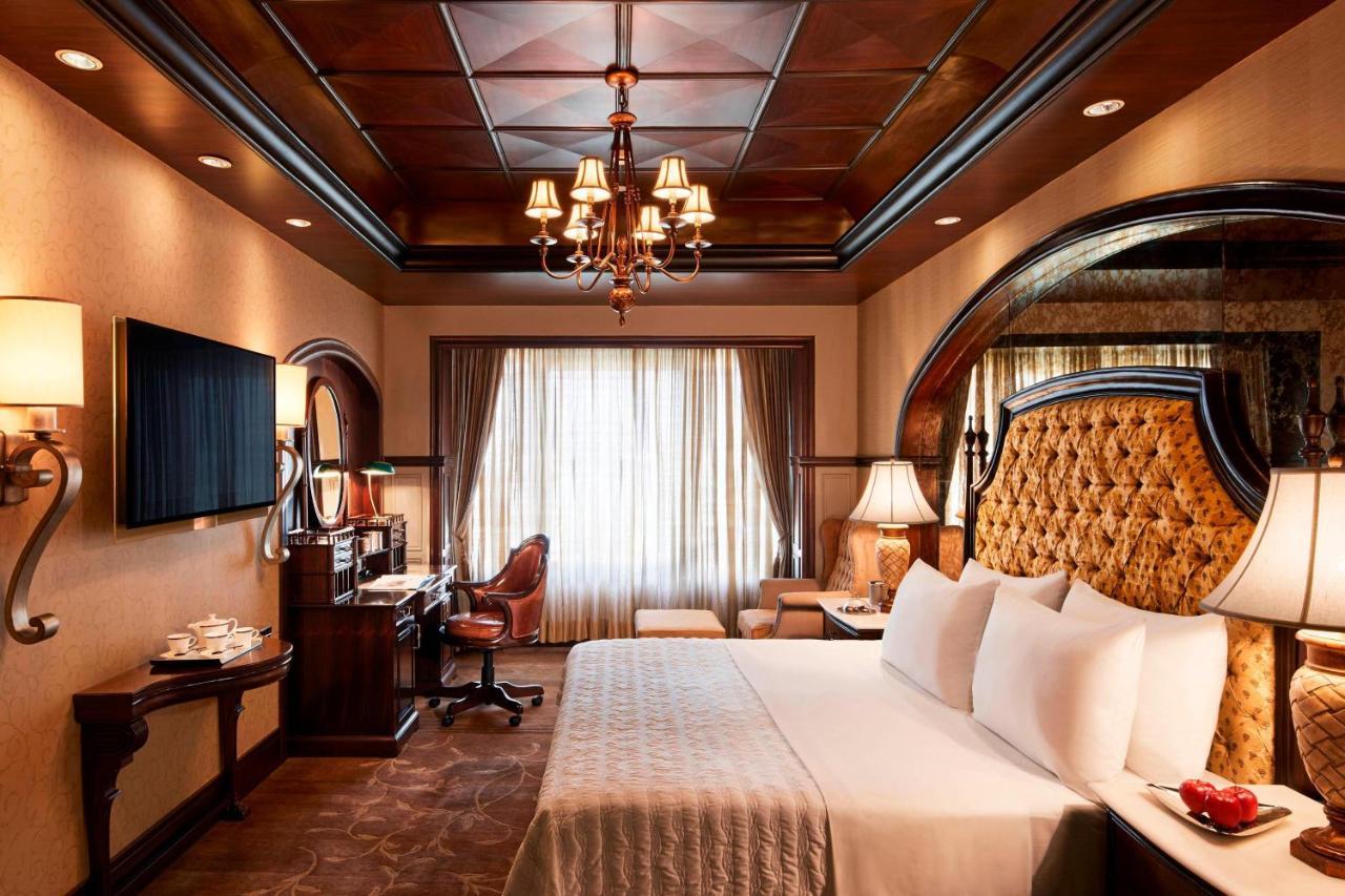 Luxury Suite 2 way Airport Transfer Access to club lounge including Hi-Tea from 3-5 pm Happy Hours from 6-8 pm,1163448195:JPEG