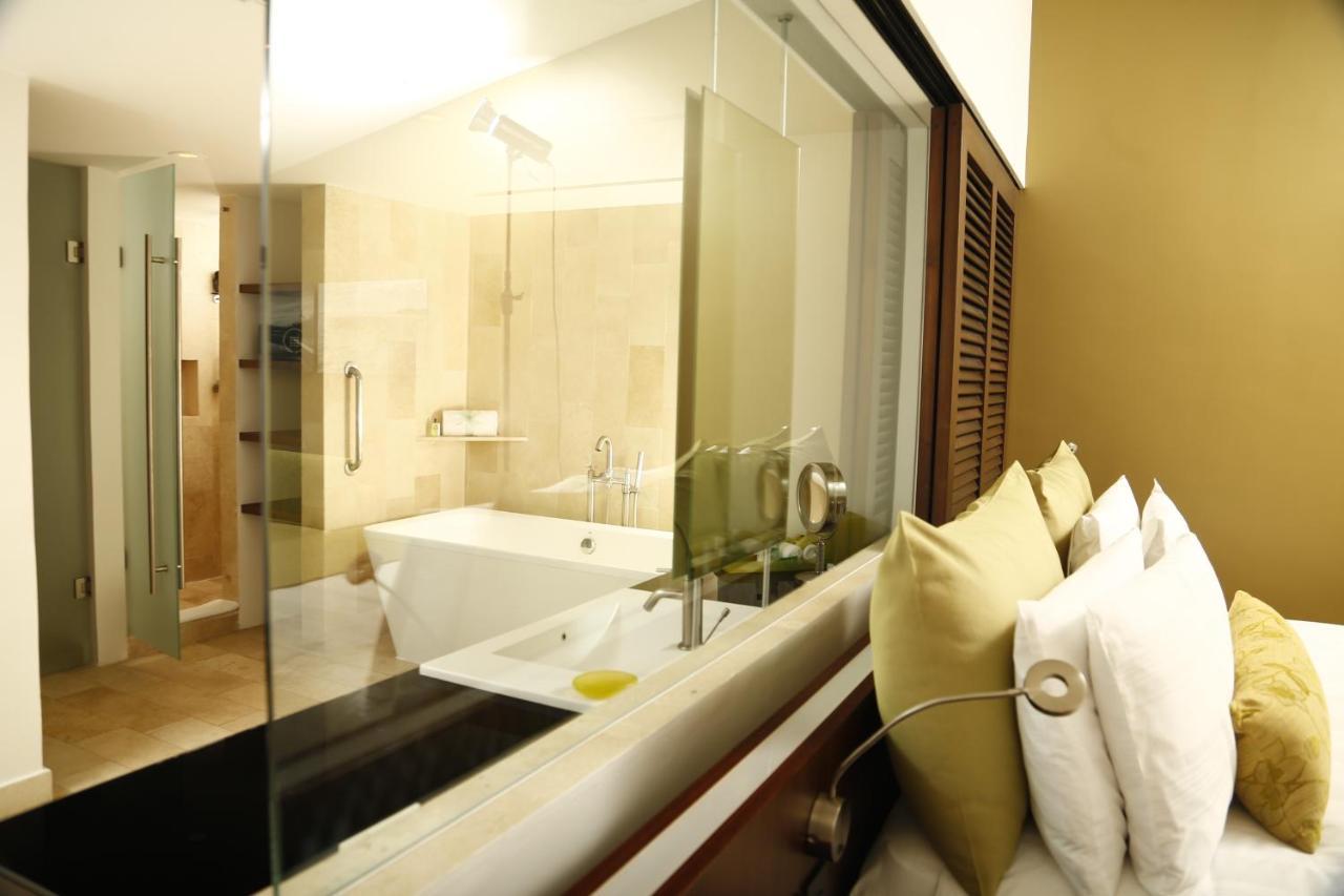 Intercontinental Club Room Ocean View,1273561252:JPEG