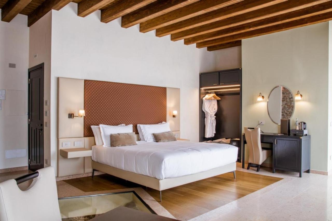 Suite River View
