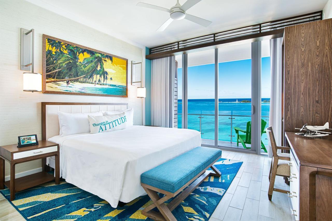 Apartamento de 1 Quarto com Varanda e Vista do Mar