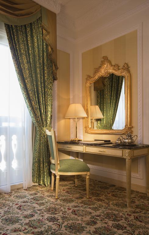 Quarto com Cama King-size