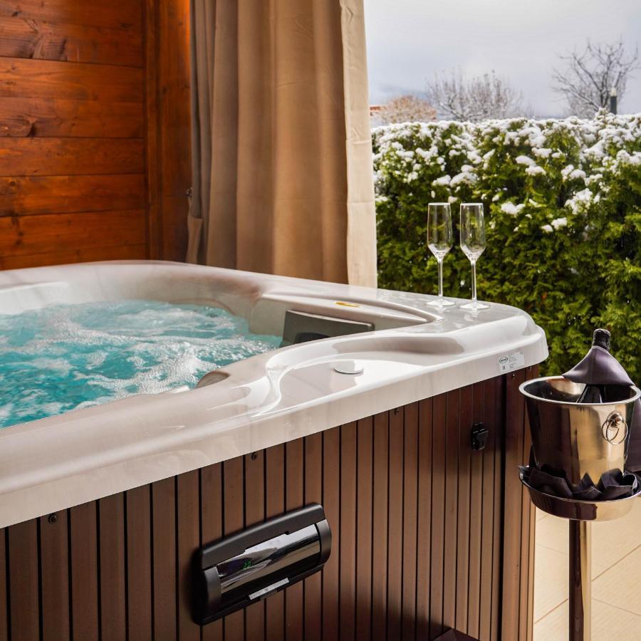 Double Room with Private Jacuzzi Patio
