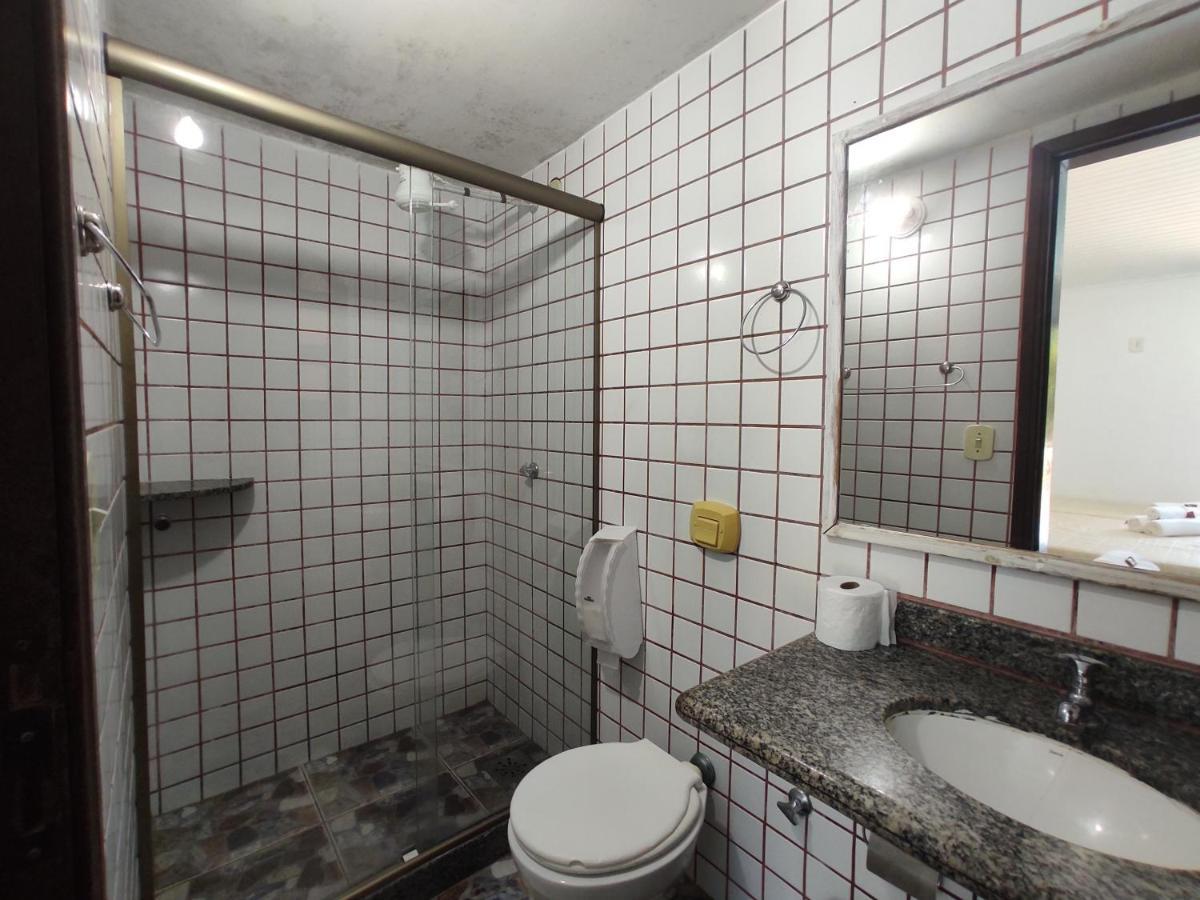 Quarto Quádruplo com Banheiro Privativo