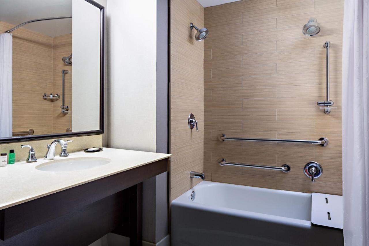 Quarto com 2 Camas Queen-Size