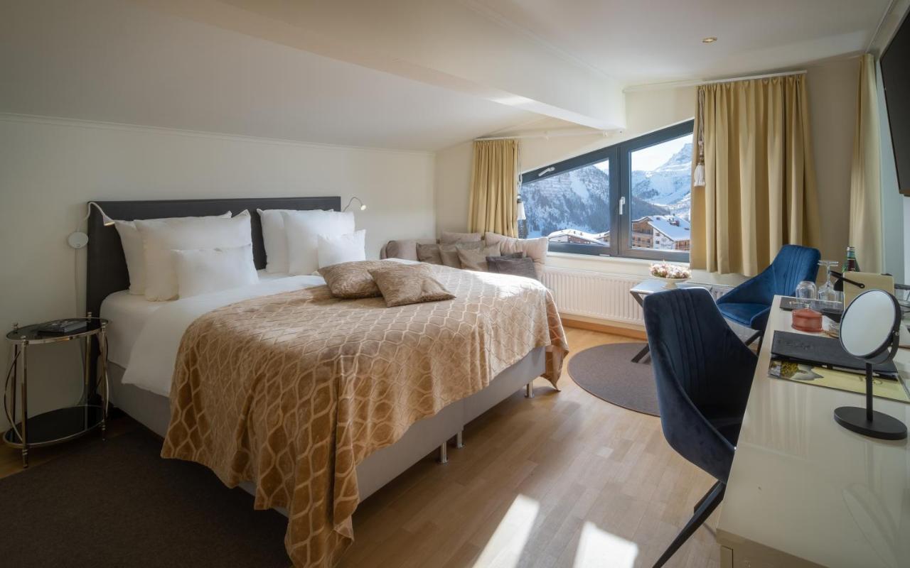 Large Double Room
