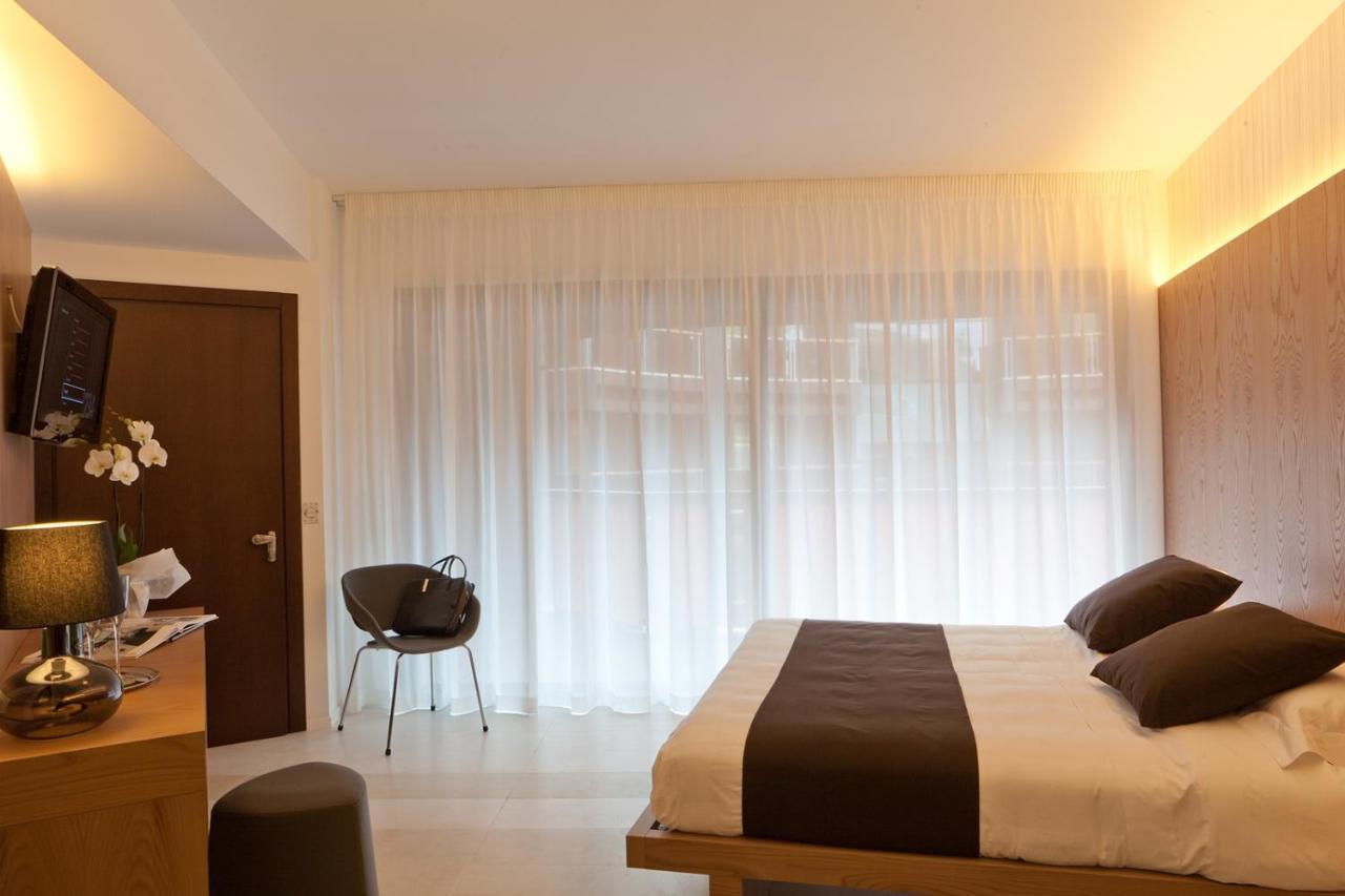 Twin Room,1580726101:JPEG