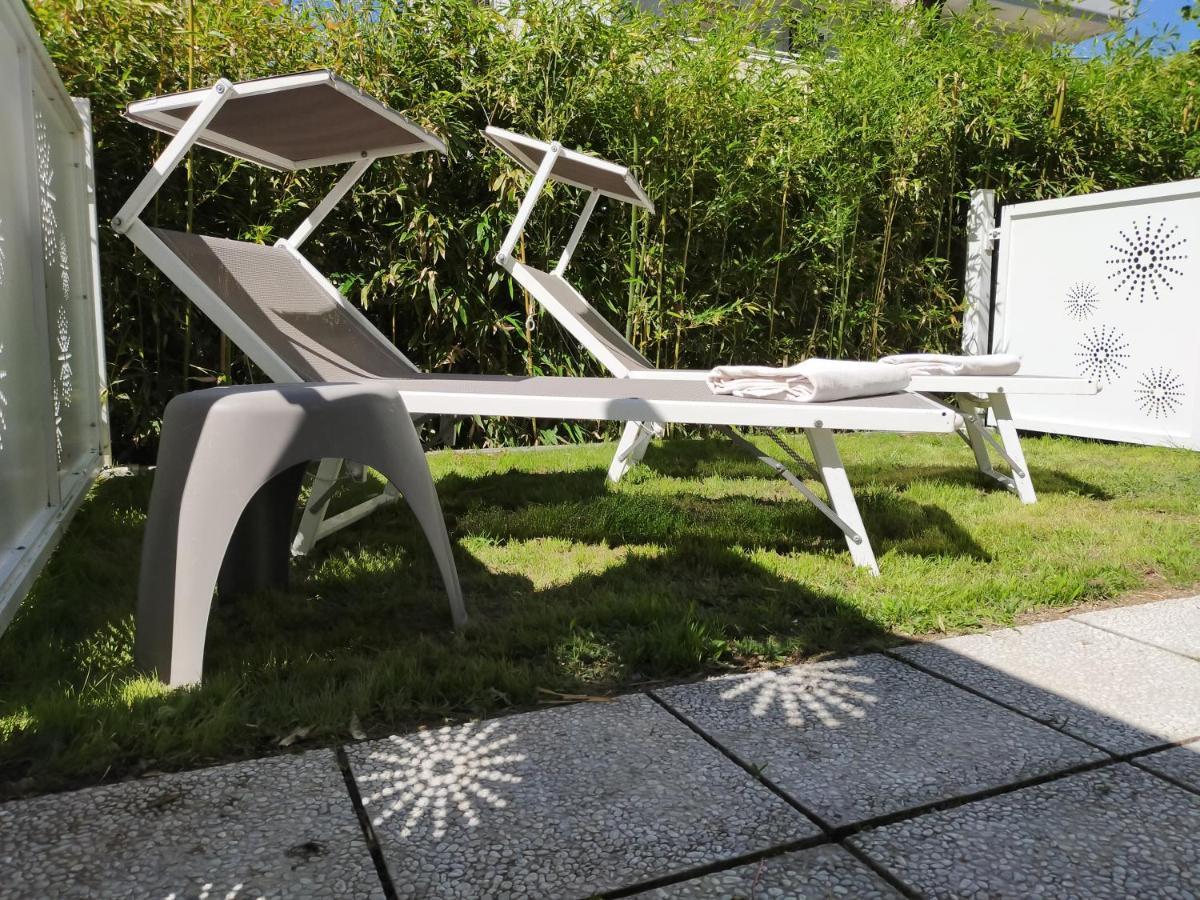 Camera Familiare con Vista Giardino