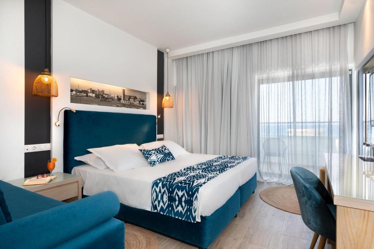Chambre Lit King-Size Privilège avec Balcon - Vue sur Mer